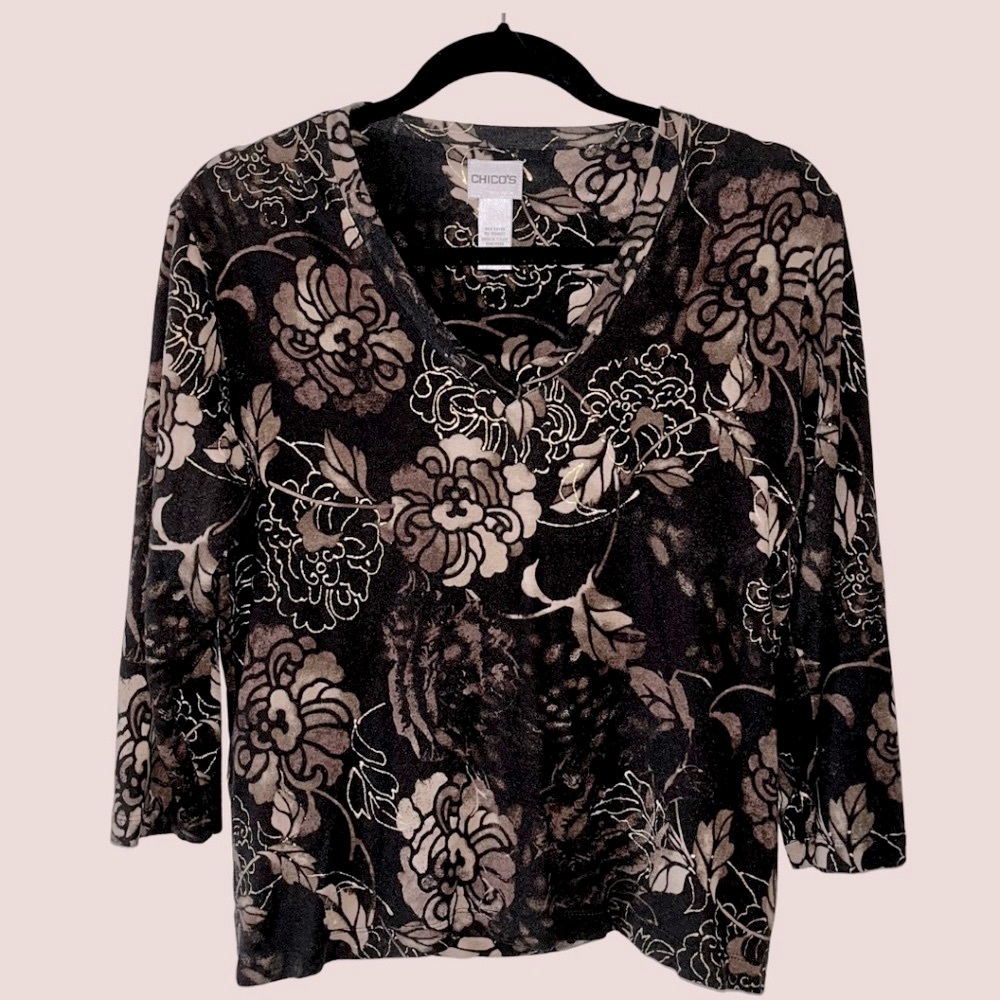 Chico's Gold Detailed V-Neck Top - Size 1 (M/8)